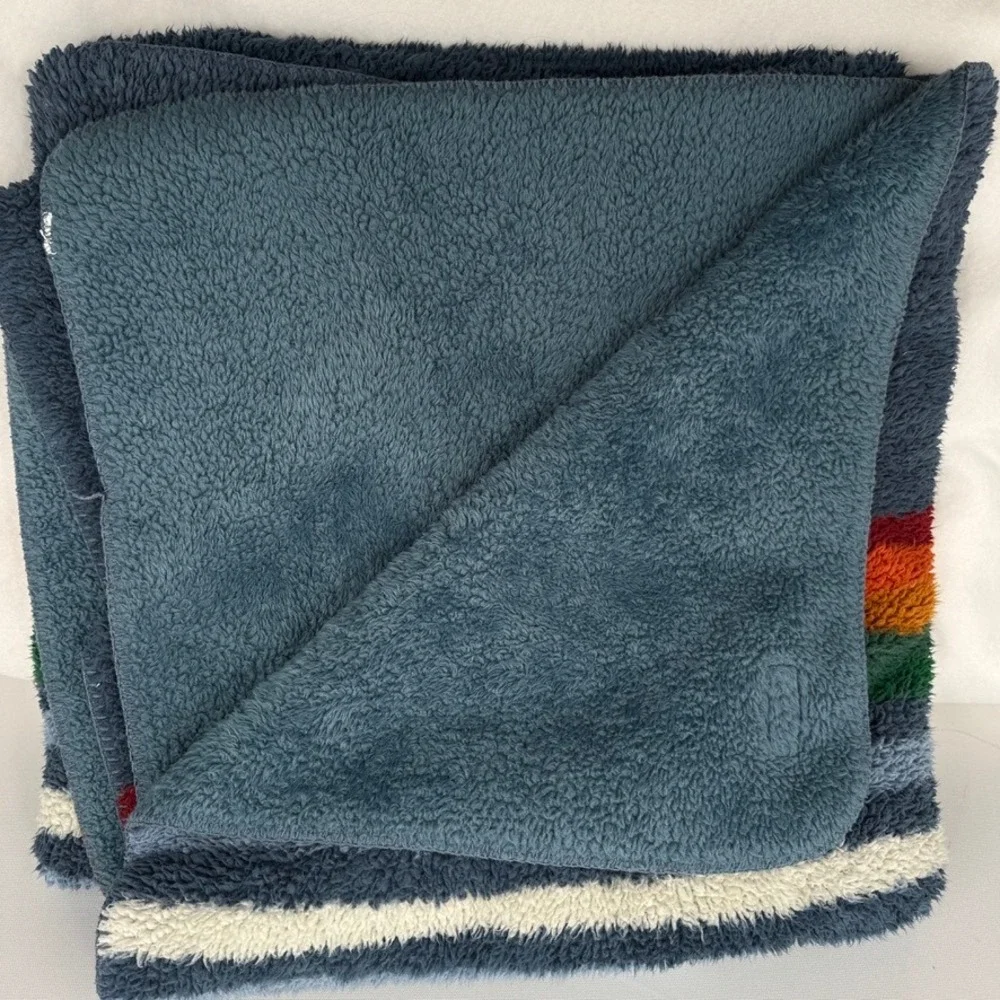 Pendleton Sherpa Fleece Blanket Blue Striped 63